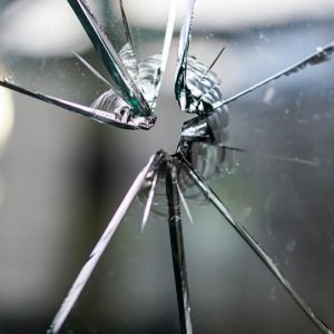 vidrio estufa roto entra en la poliza de la compañía aseguradora