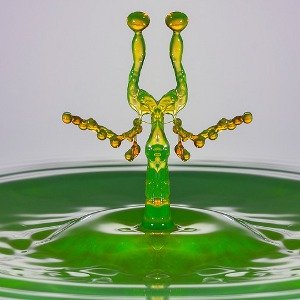 Piscina agua verde