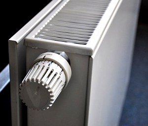 radiadores de agua calentar casa
