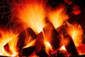 prevenir incendios en estufas y chimeneas de leña