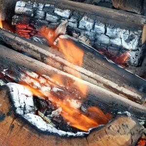 troncos-encender-chimenea troncos-encender-chimenea