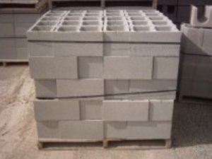 Palet-bloques-hormigon Palet-bloques-hormigon