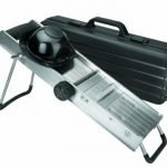 Mejor Mandolina Cocina: utensilios de cocina necesarios lacor 60357 mandolina con protector y cuchillas giratorias inoxidable 150x150 - Mejor Mandolina Cocina: utensilios de cocina necesarios